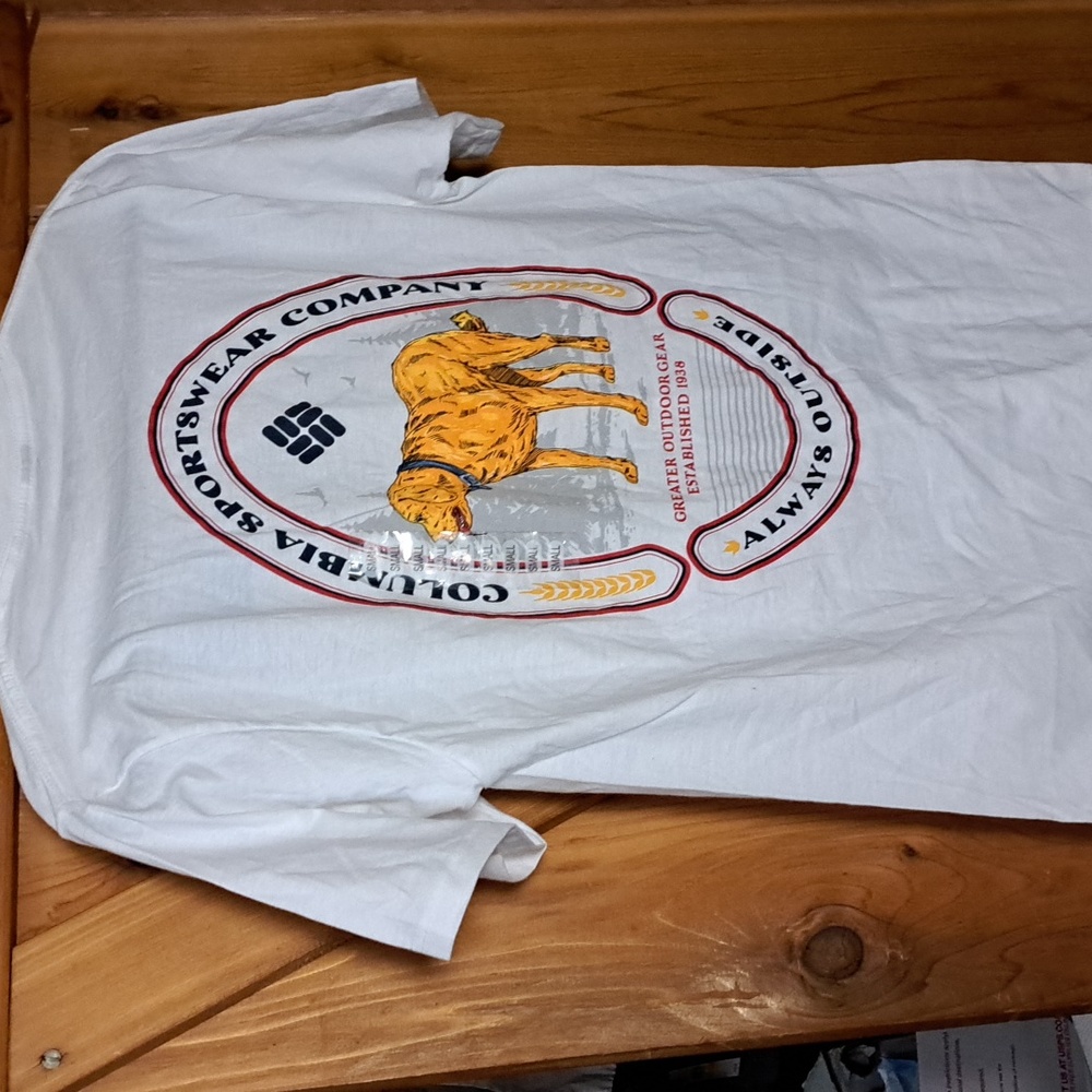 Columbia  unisex tee S ptp 18.5